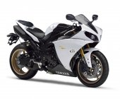 2013 Yamaha YZF-R1 photo